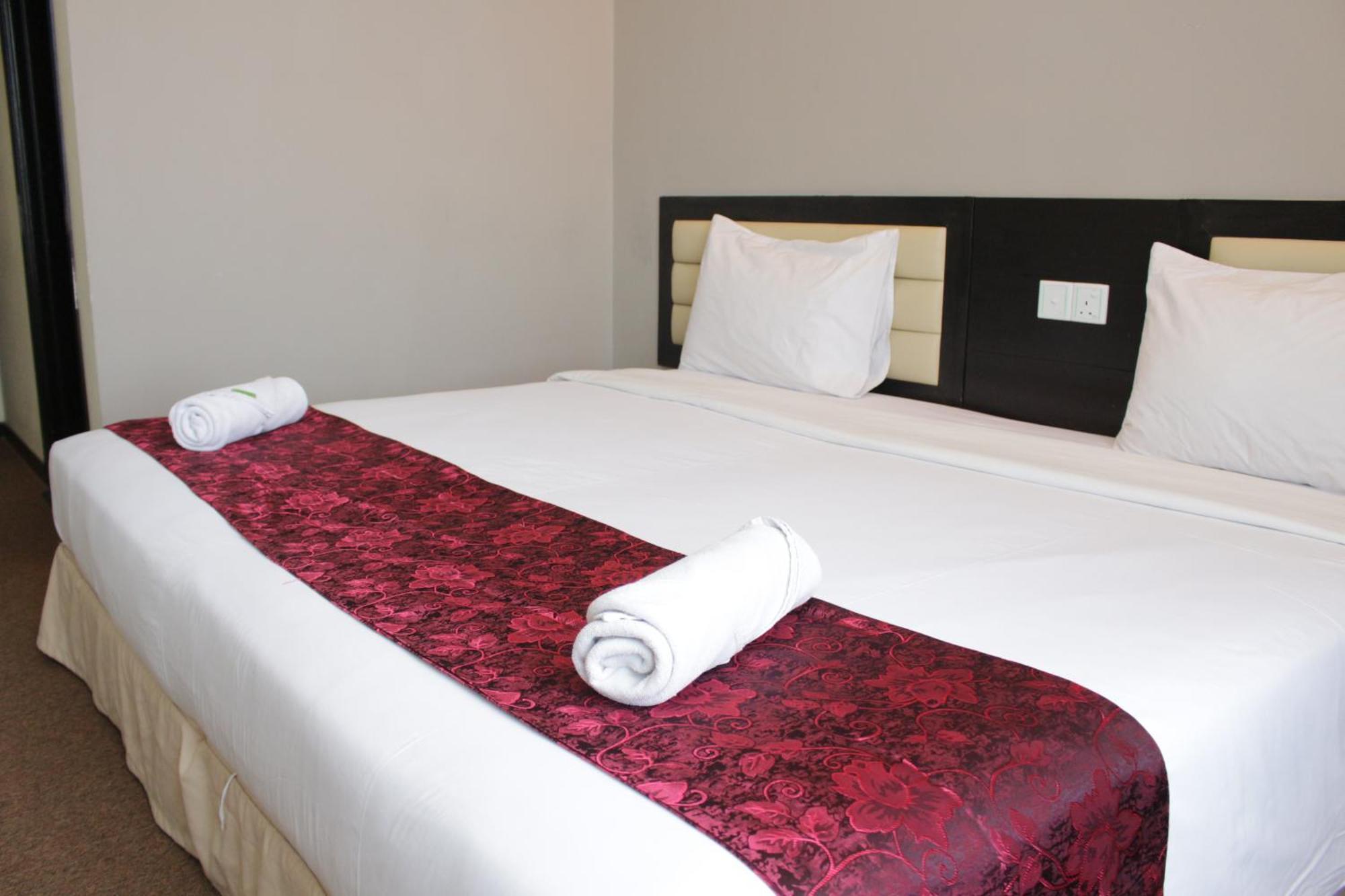 Deluxe King Room,1555184812:JPEG